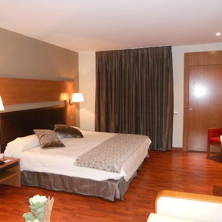 Alti Hotel Bagnères-de-Luchon Zewnętrze zdjęcie